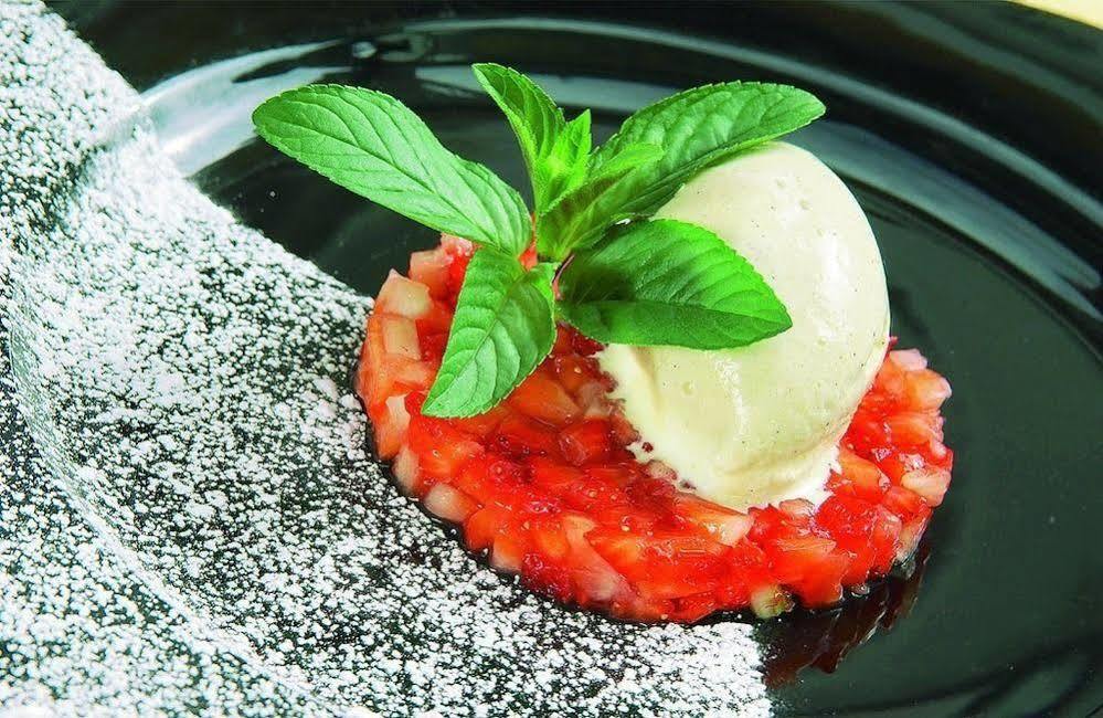 Hotel Krone - Eat, Drink, Stay Брессаноне Экстерьер фото